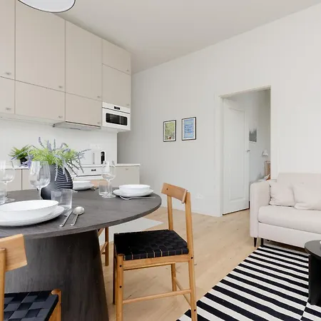 Warszawa Bright 2-Bedroom Apartment By Noclegi Renters Zewnętrze zdjęcie