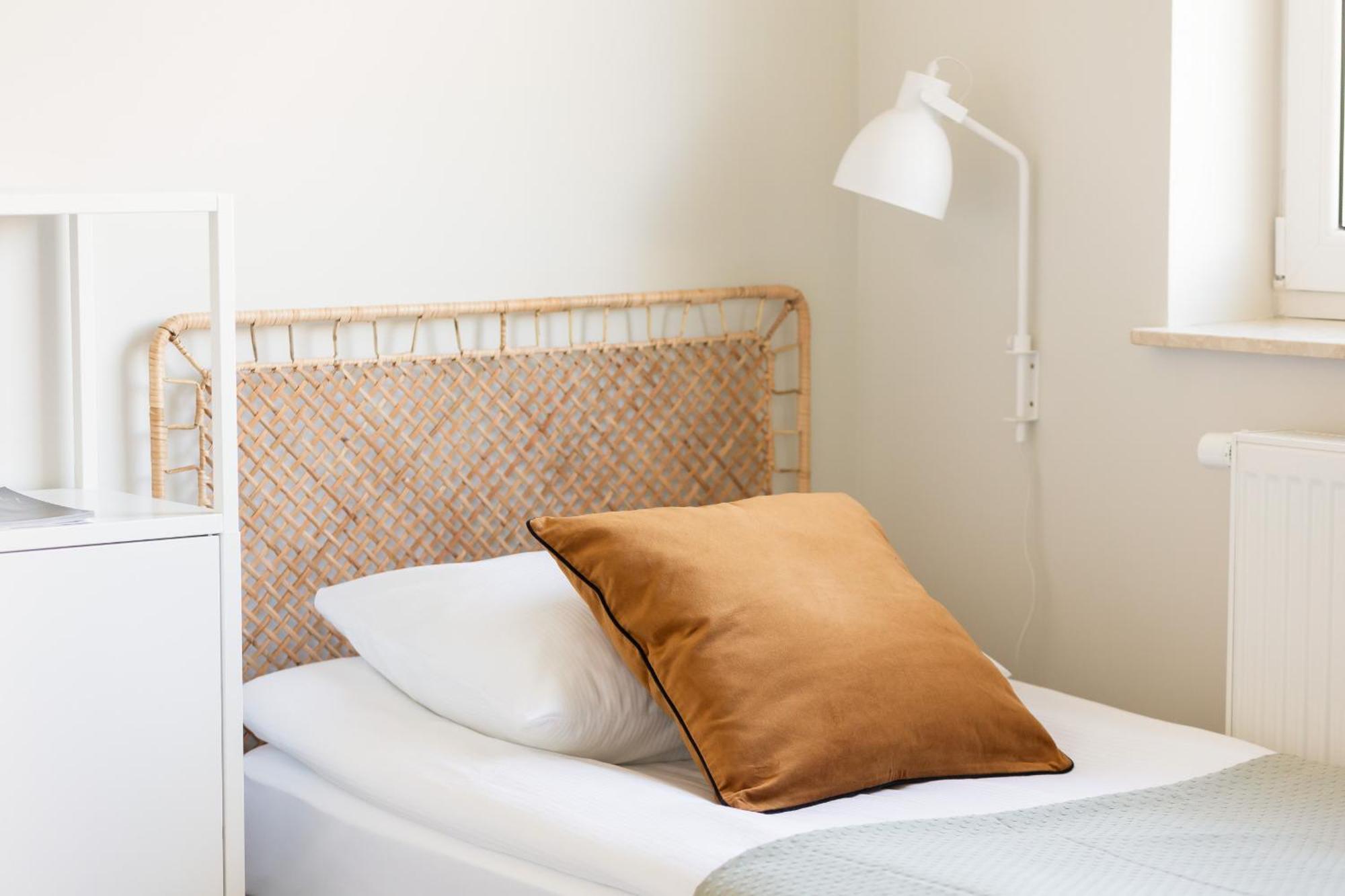 Bright 2-bedroom By Renters Warszawa